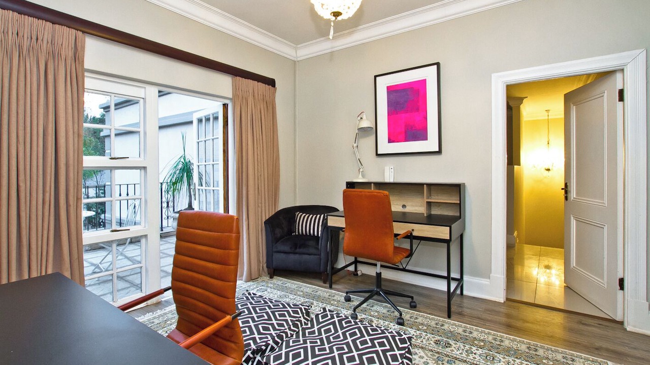Photo of Livingroom in Greater Johannesburg Metropolitan Area