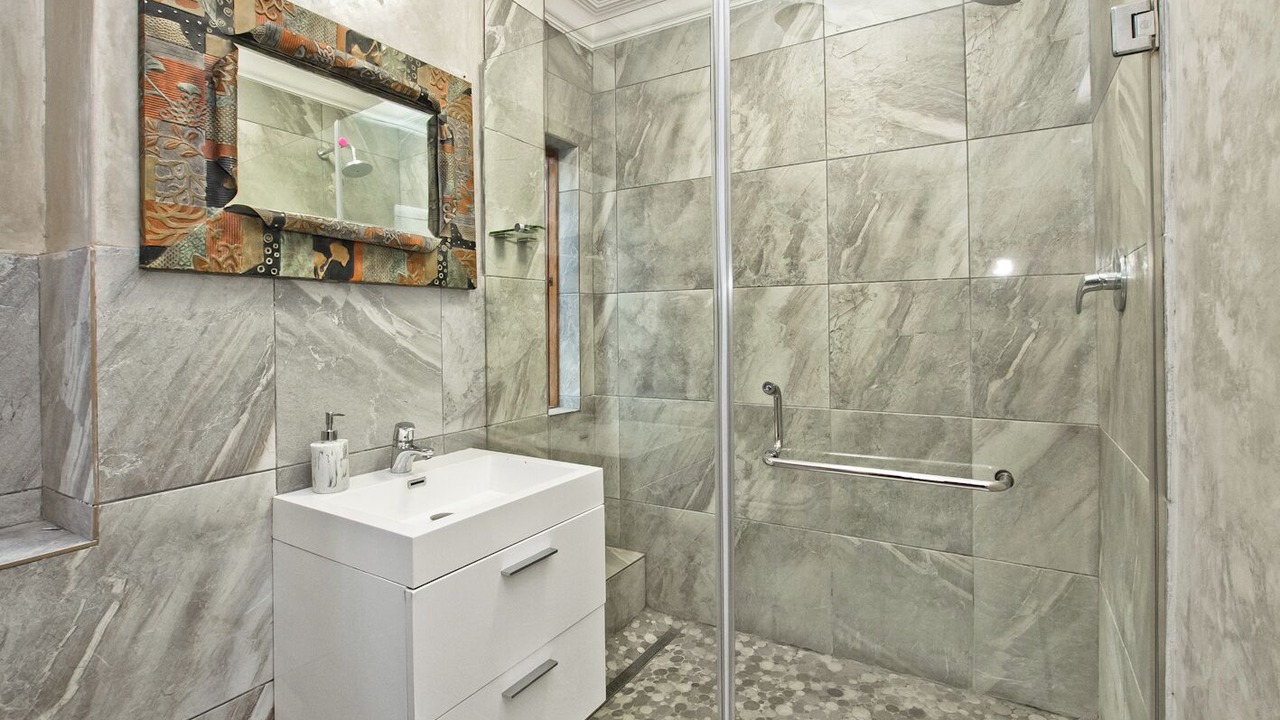 Photo of Bathroom in Greater Johannesburg Metropolitan Area