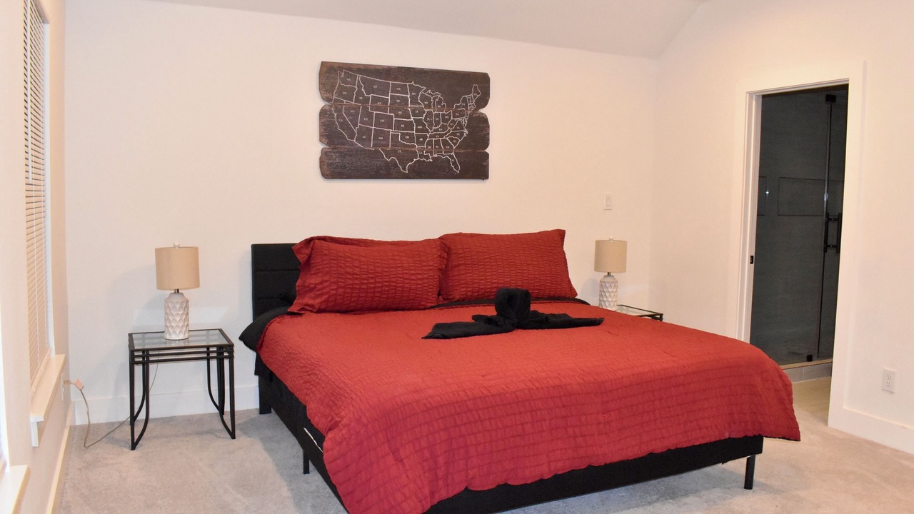 Photo of Bedroom in Northeast Houston