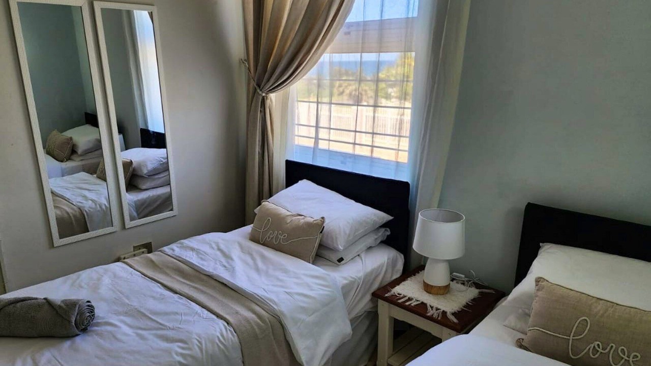 Photo of Bedroom in Manaba Beach