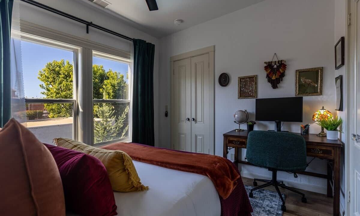 Photo of Bedroom in Crockett