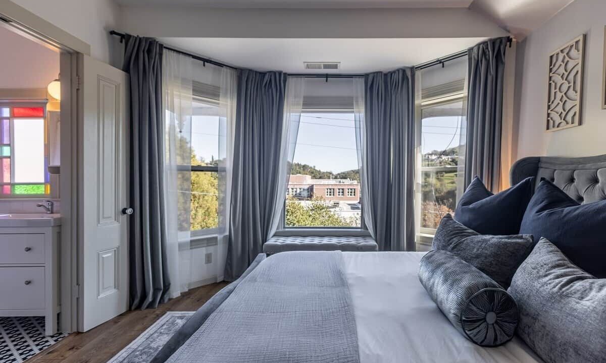 Photo of Bedroom in Crockett