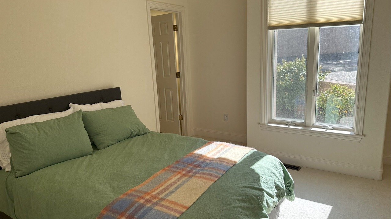 Photo of Bedroom in Tiburon