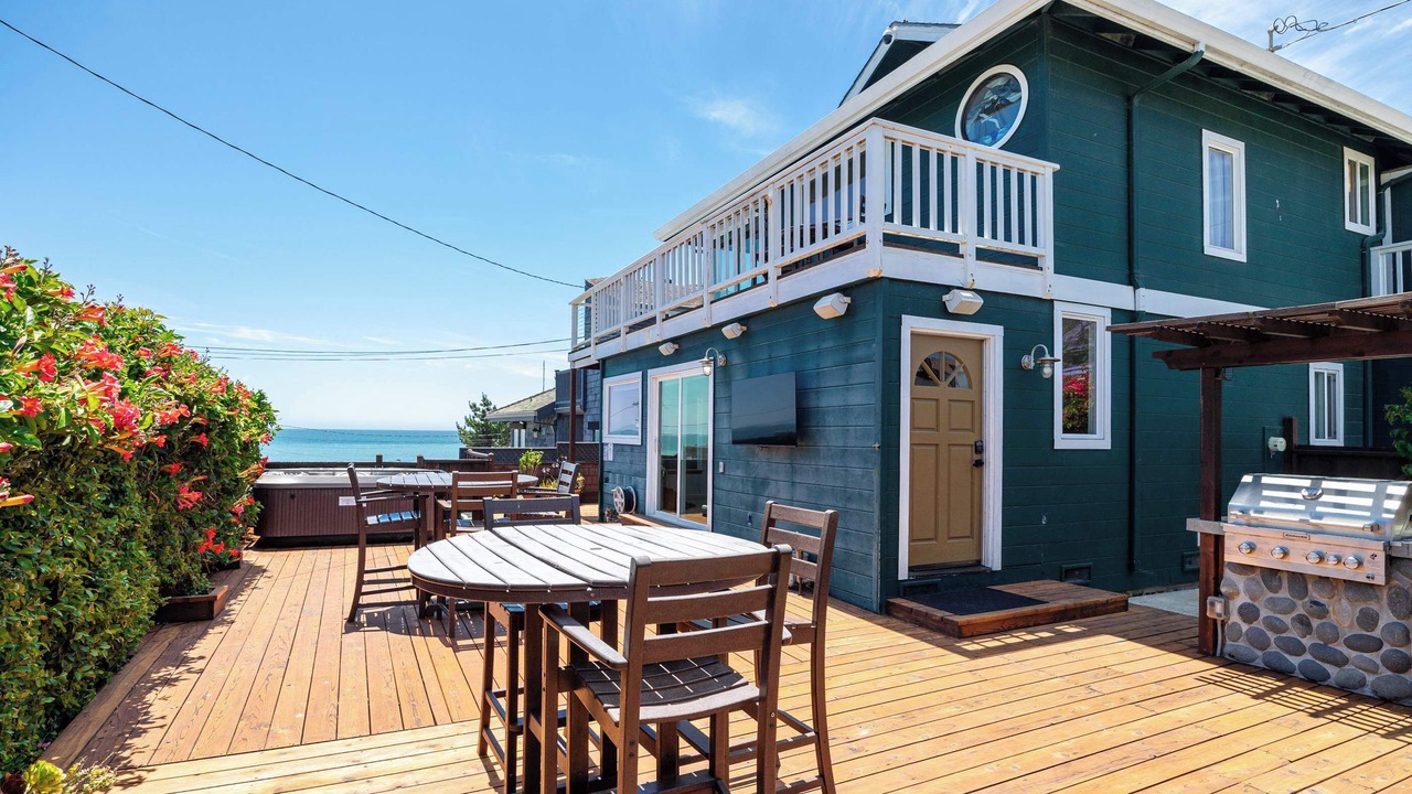 Photo of Outdoor in Eastside Santa Cruz