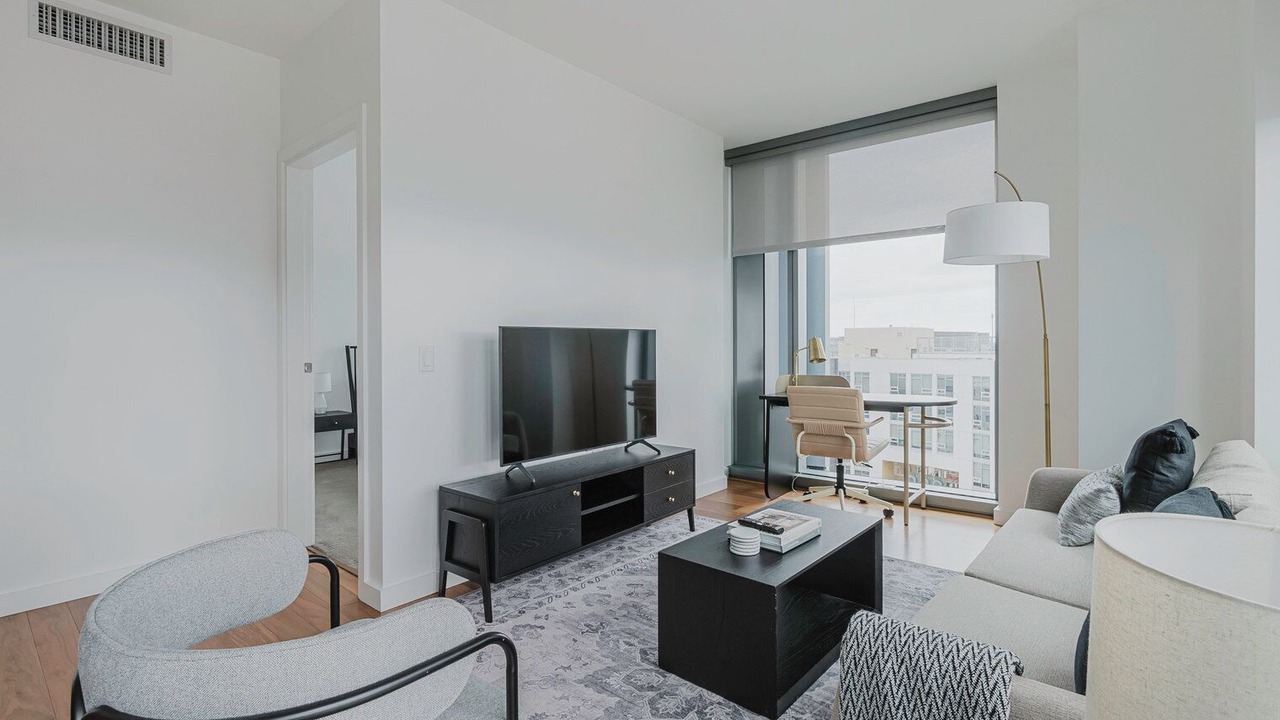 Photo of Livingroom in Rincon Hill