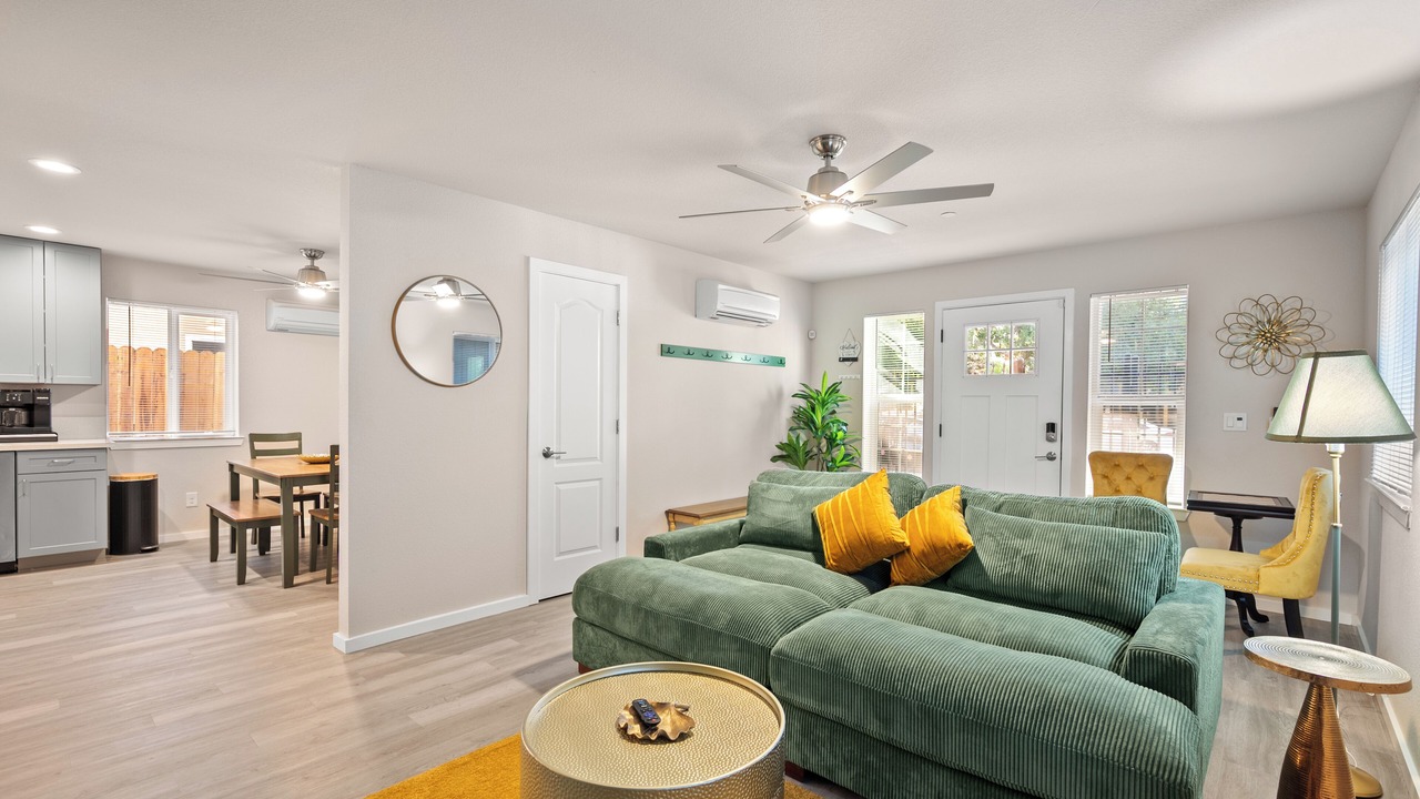 Photo of Livingroom in Boulevard Park