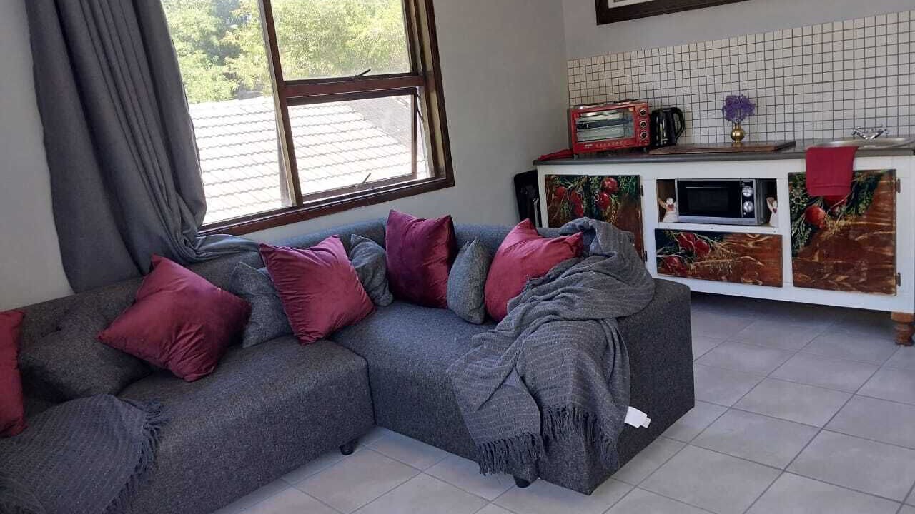 Photo of Livingroom in Kuils River