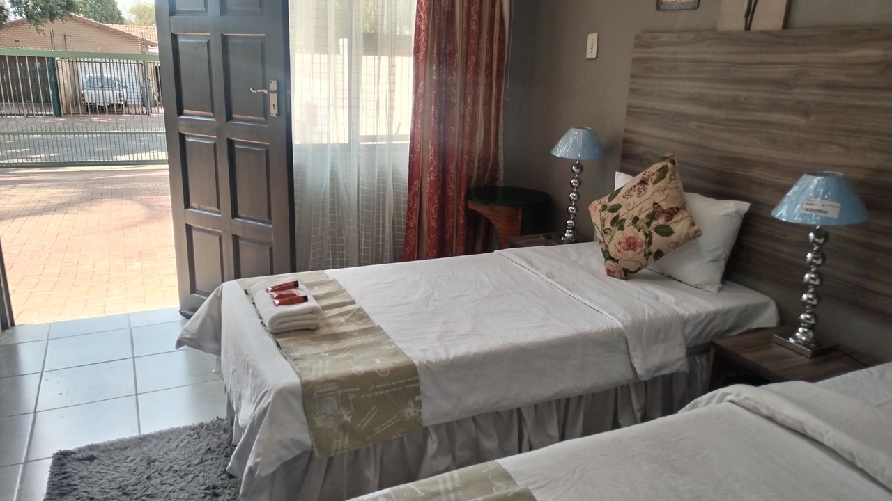 Photo of Bedroom in Garsfontein