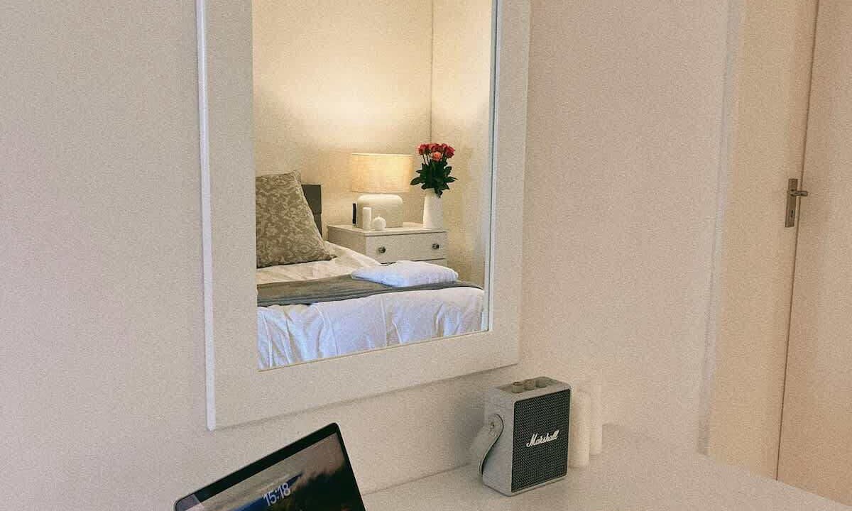 Photo of Bedroom in Redhill
