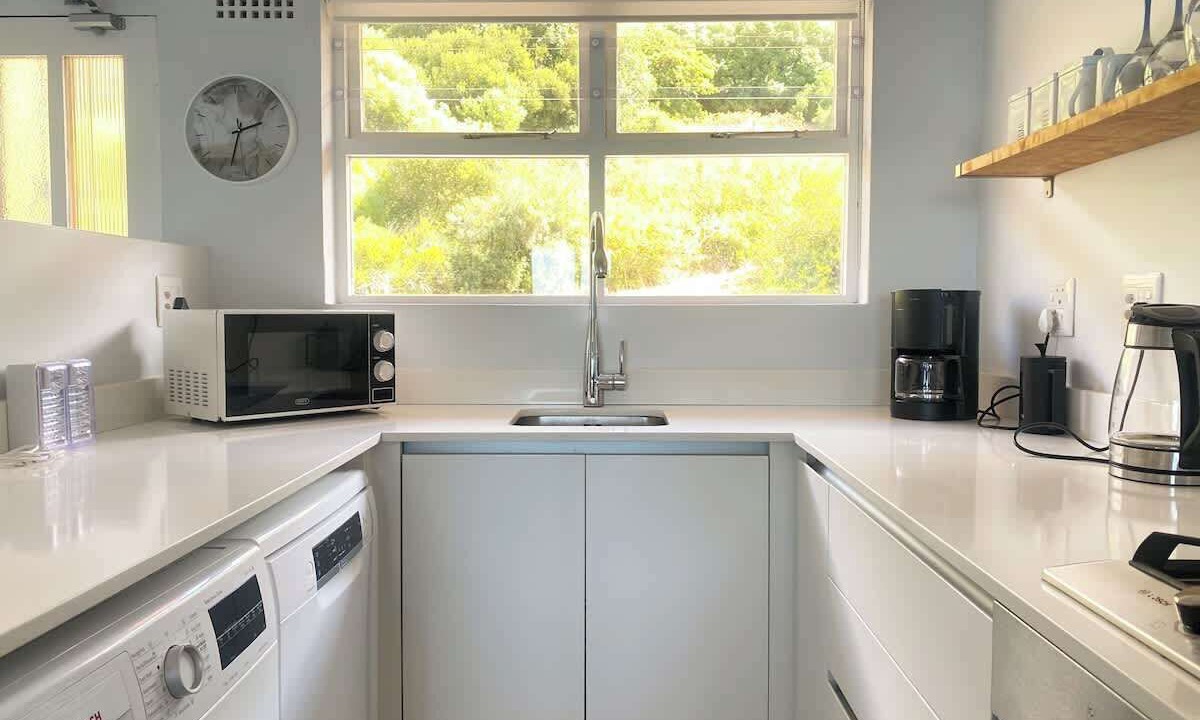 Photo of Kitchen in Redhill