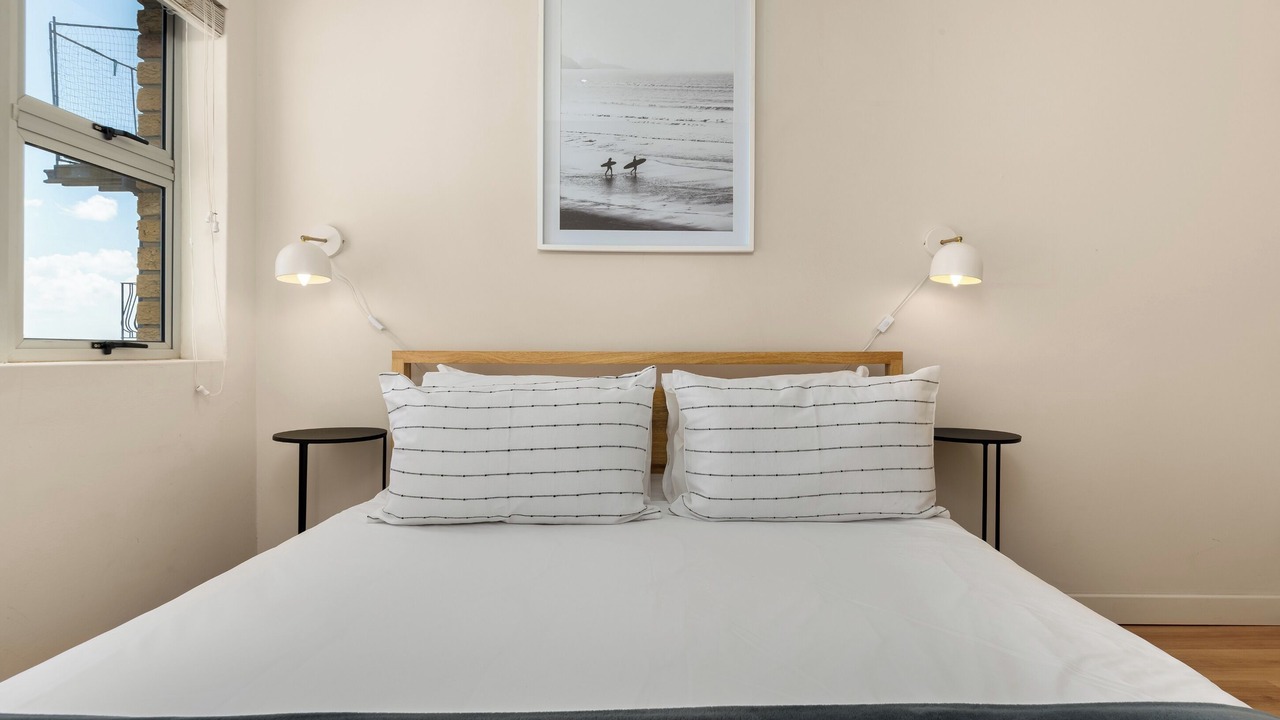 Photo of Bedroom in Three Anchor Bay