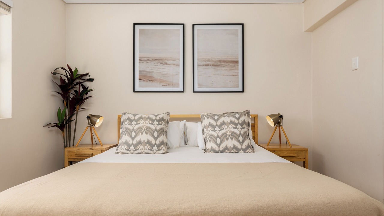 Photo of Bedroom in Three Anchor Bay