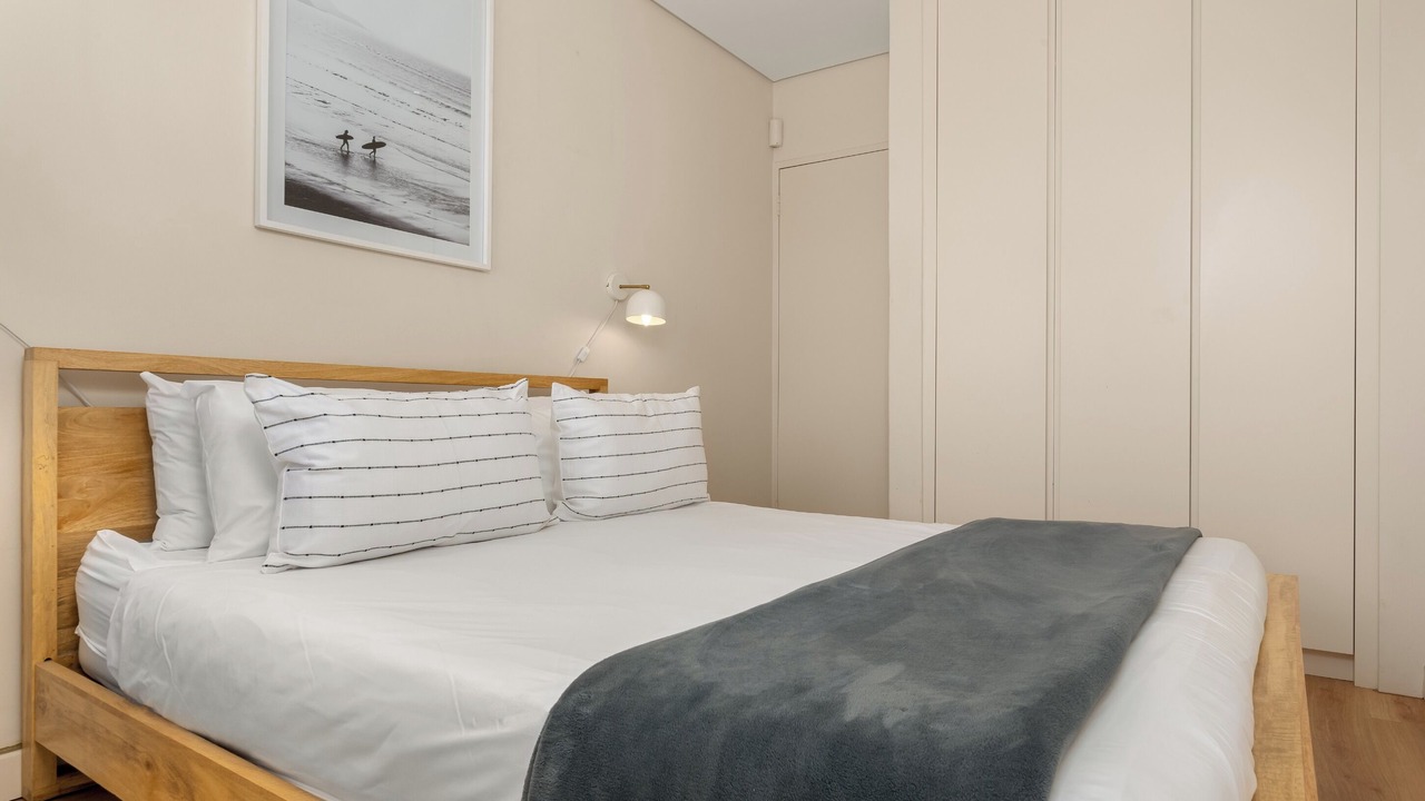 Photo of Bedroom in Three Anchor Bay