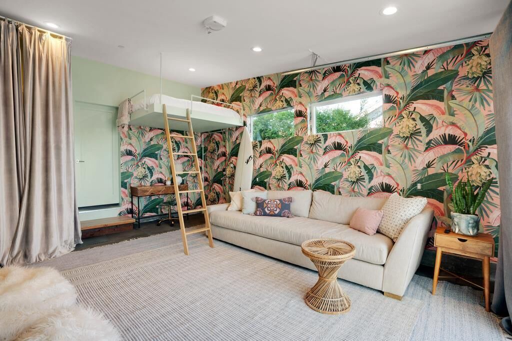 Photo of Livingroom in Live Oak