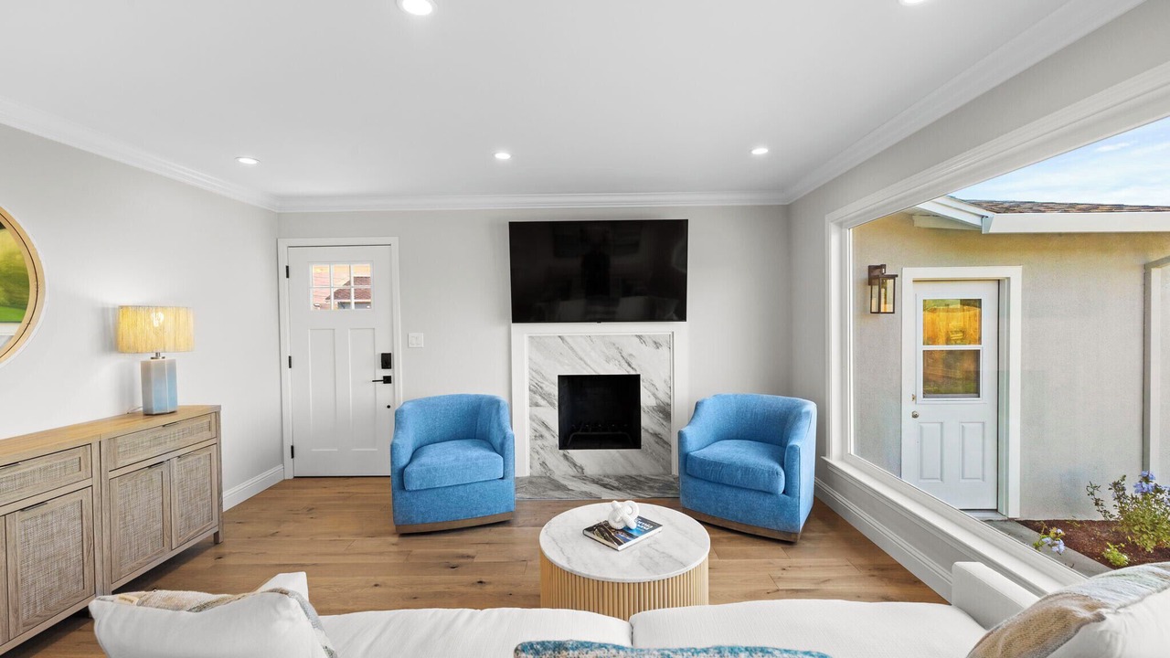 Photo of Livingroom in Linda Mar