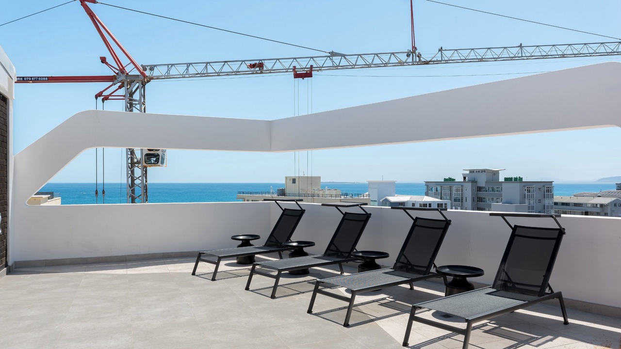 Photo of Patio Balcony in Three Anchor Bay