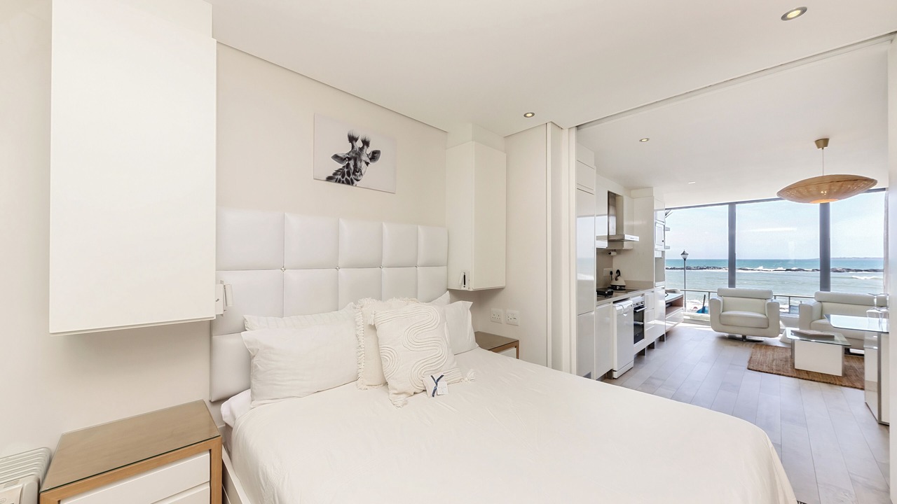 Photo of Bedroom in Bloubergstrand