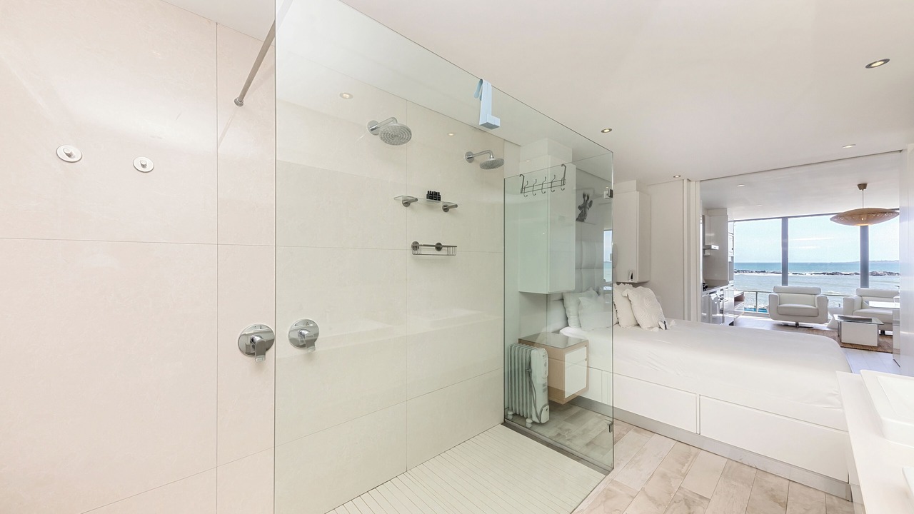 Photo of Bathroom in Bloubergstrand