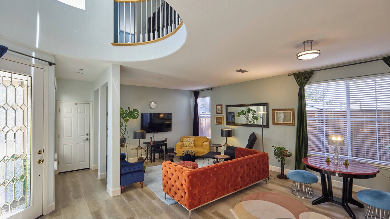 Photo of Livingroom in Napa
