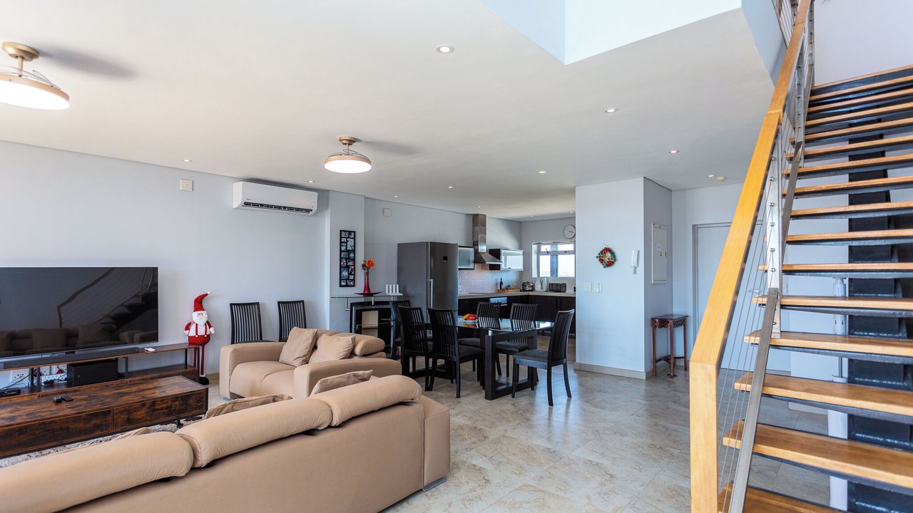 Photo of Livingroom in Century City