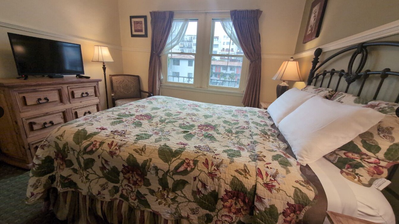 Photo of Bedroom in Marina District