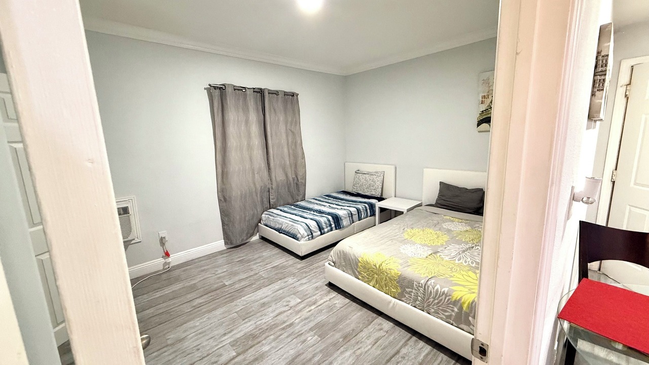 Photo of Bedroom in Burbank
