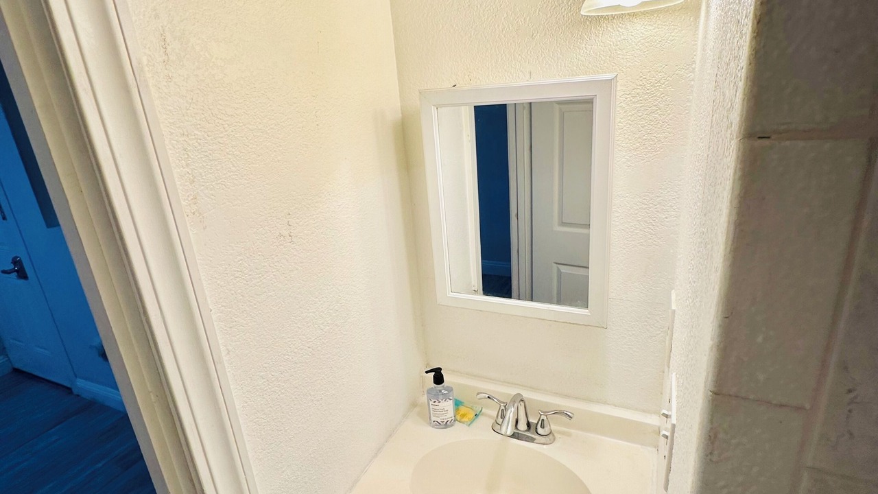 Photo of Bathroom in Burbank