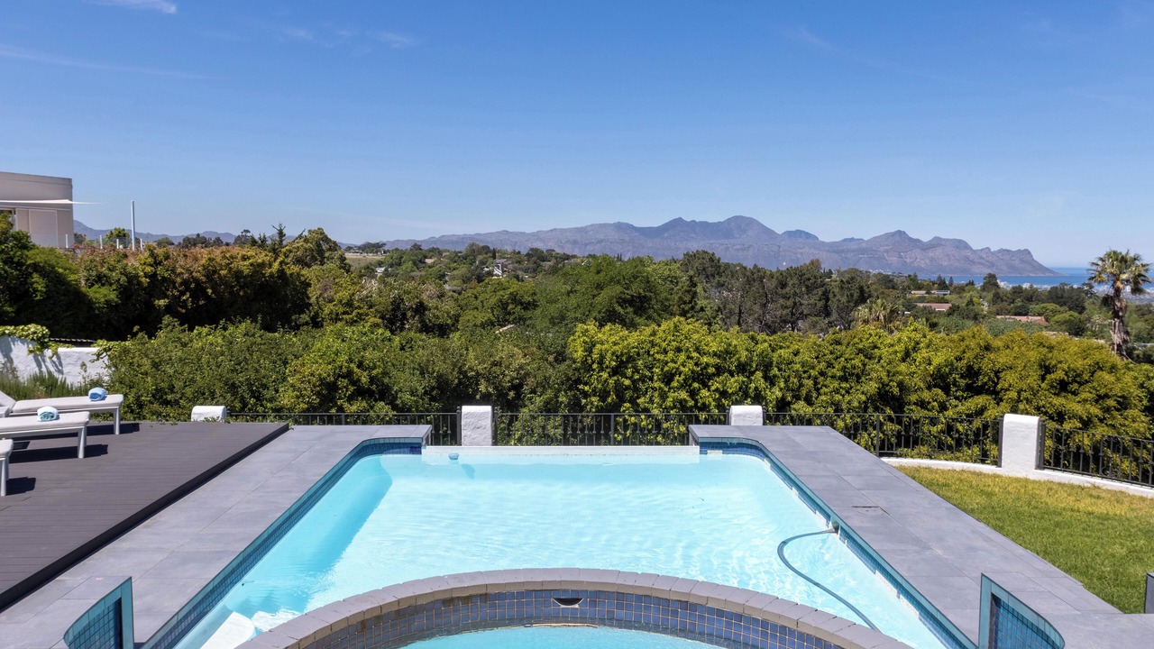 Photo of Outdoor in Somerset West
