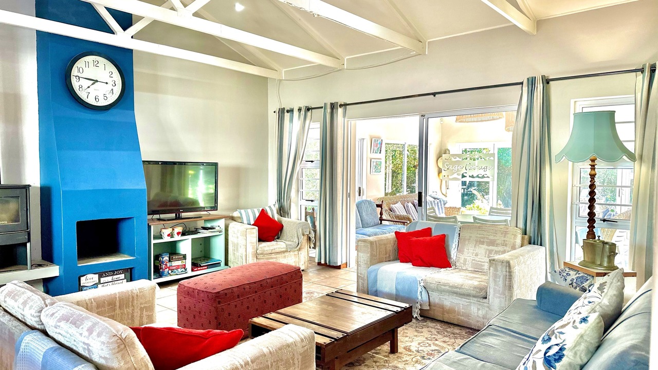 Photo of Livingroom in Kenton on Sea