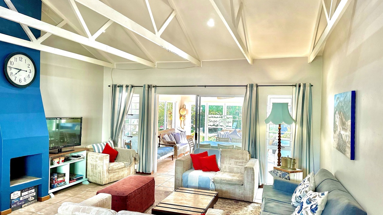 Photo of Livingroom in Kenton on Sea