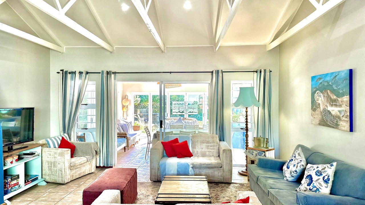 Photo of Livingroom in Kenton on Sea