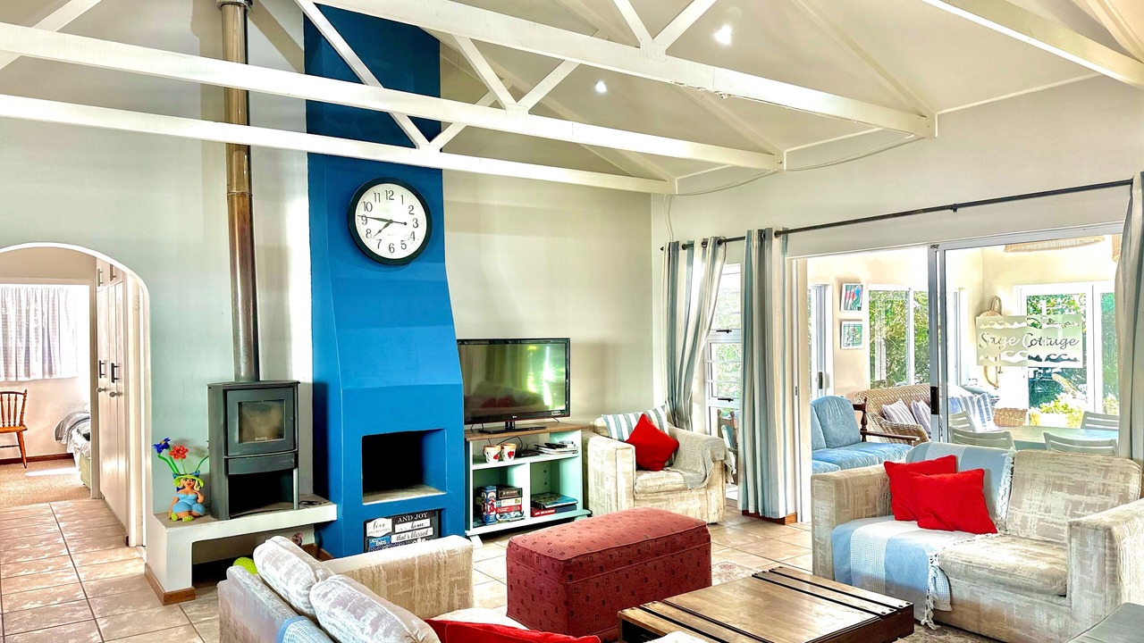 Photo of Livingroom in Kenton on Sea