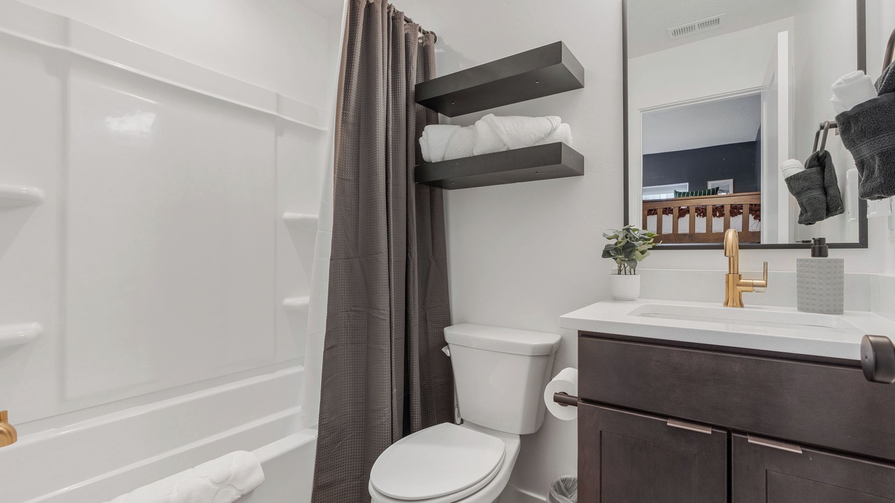 Photo of Bathroom in Mountain Green