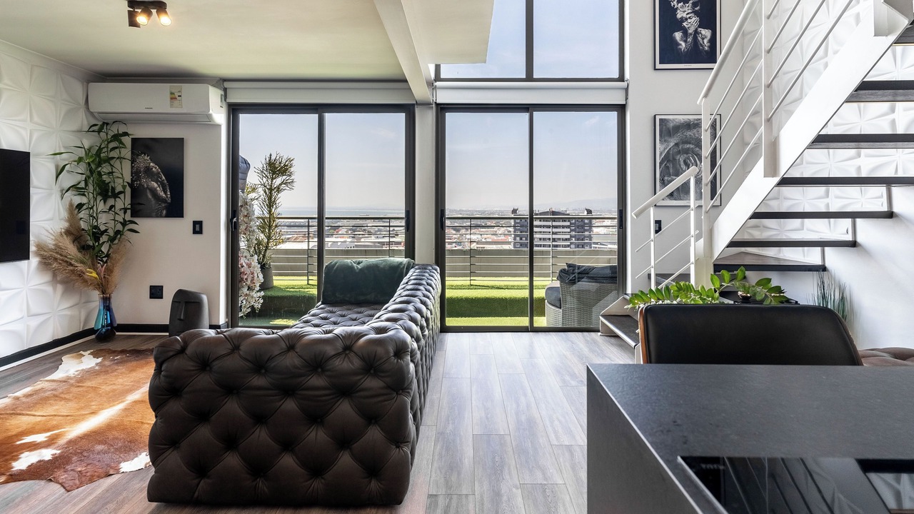 Photo of Livingroom in Salt River
