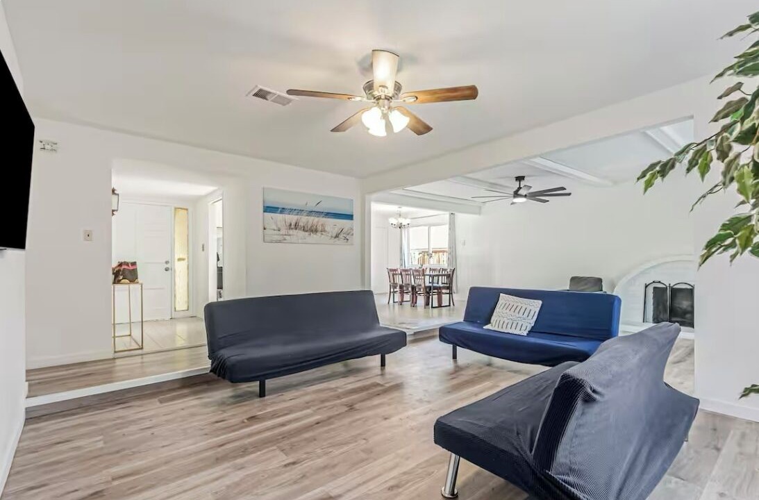 Photo of Livingroom in Morrill