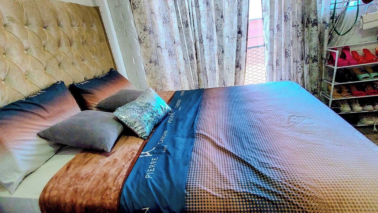 Photo of Bedroom in Downtown Johannesburg