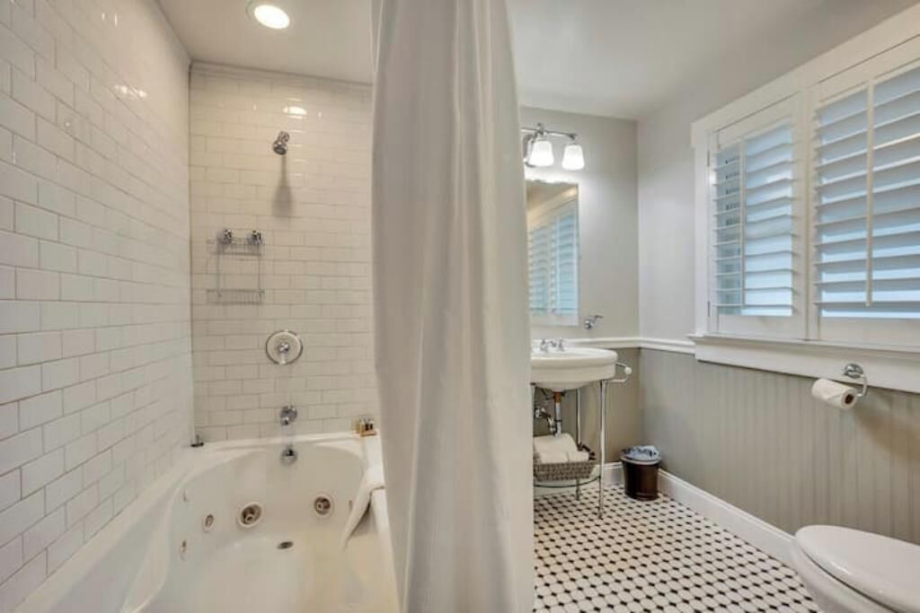 Photo of Bathroom in Calistoga