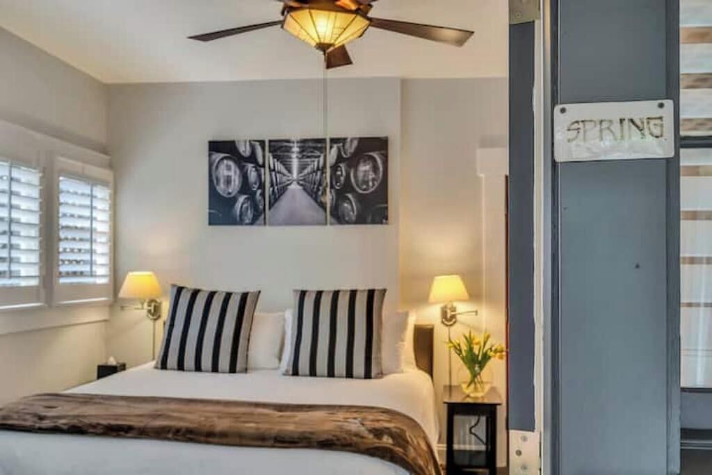 Photo of Bedroom in Calistoga