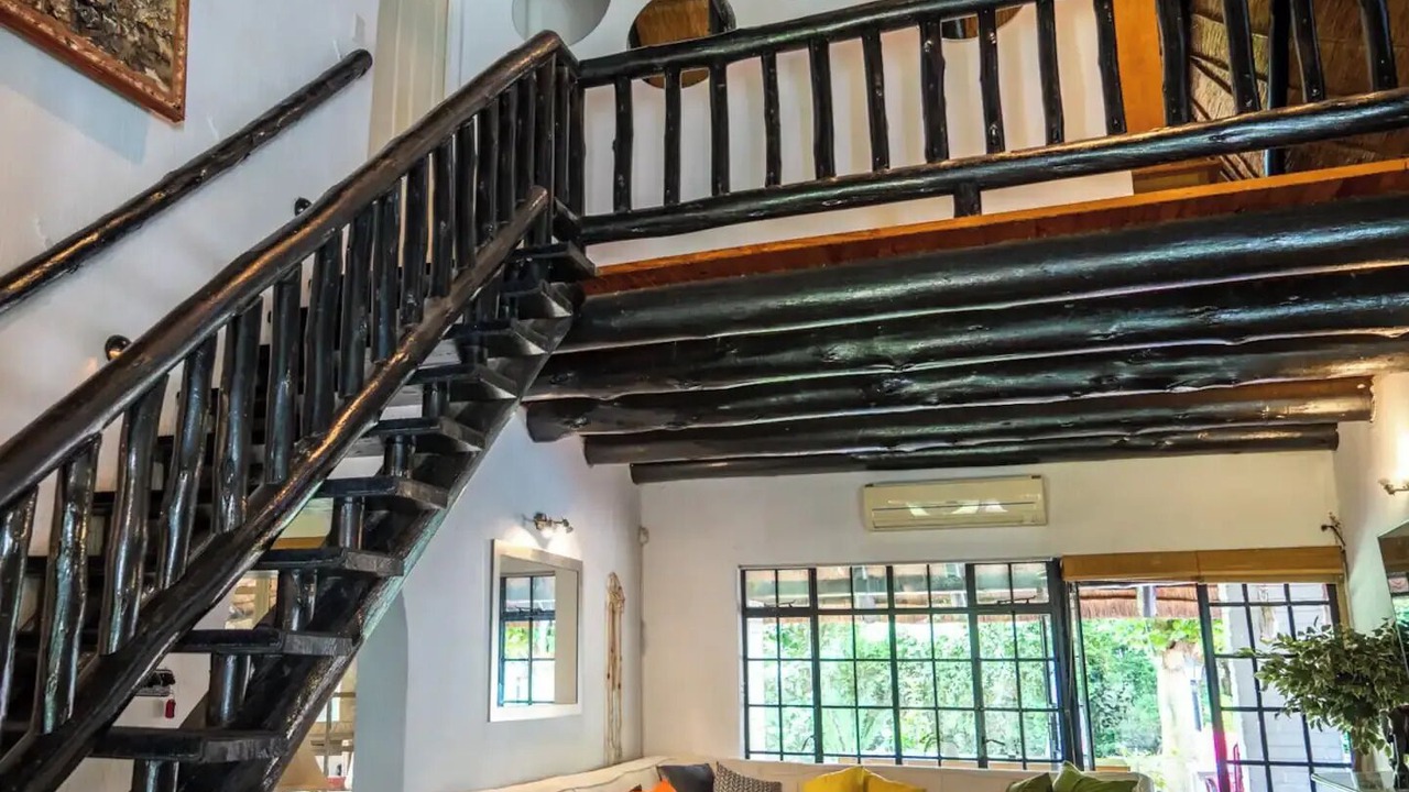 Photo of Livingroom in Douglasdale