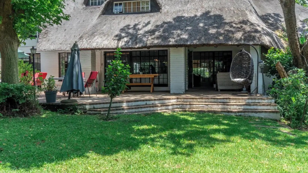 Photo of Outdoor in Douglasdale