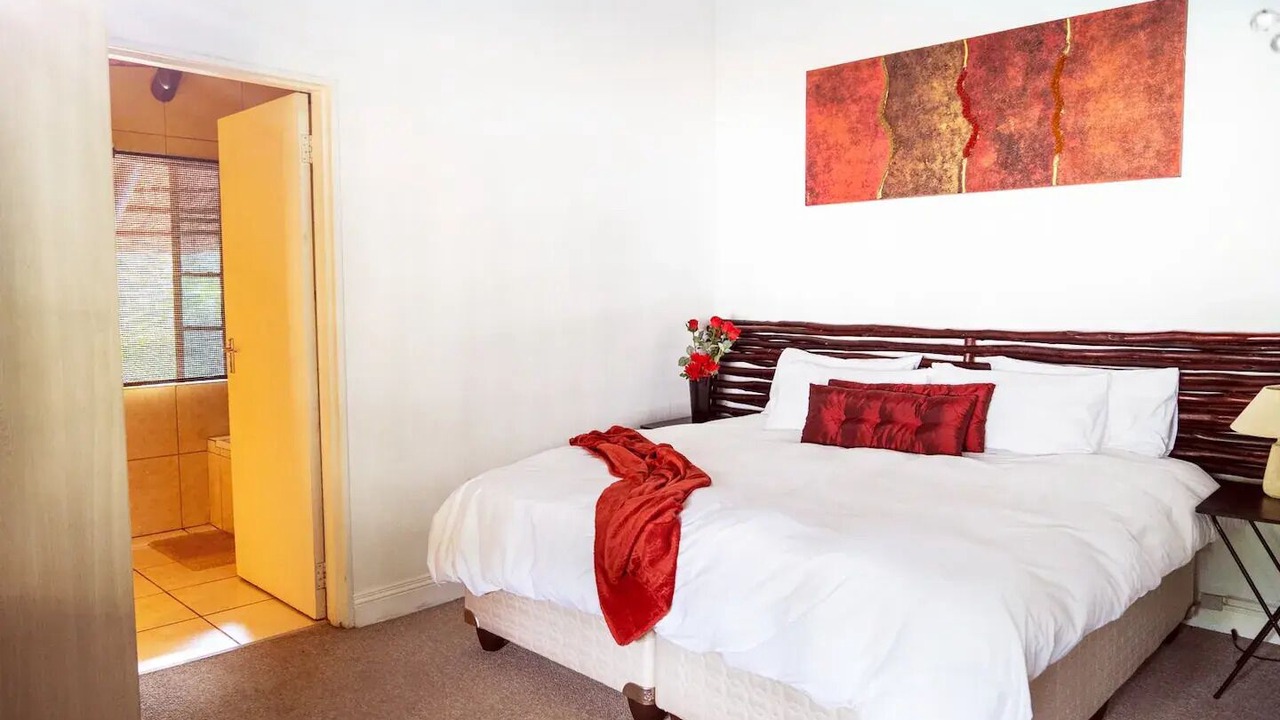 Photo of Bedroom in Douglasdale