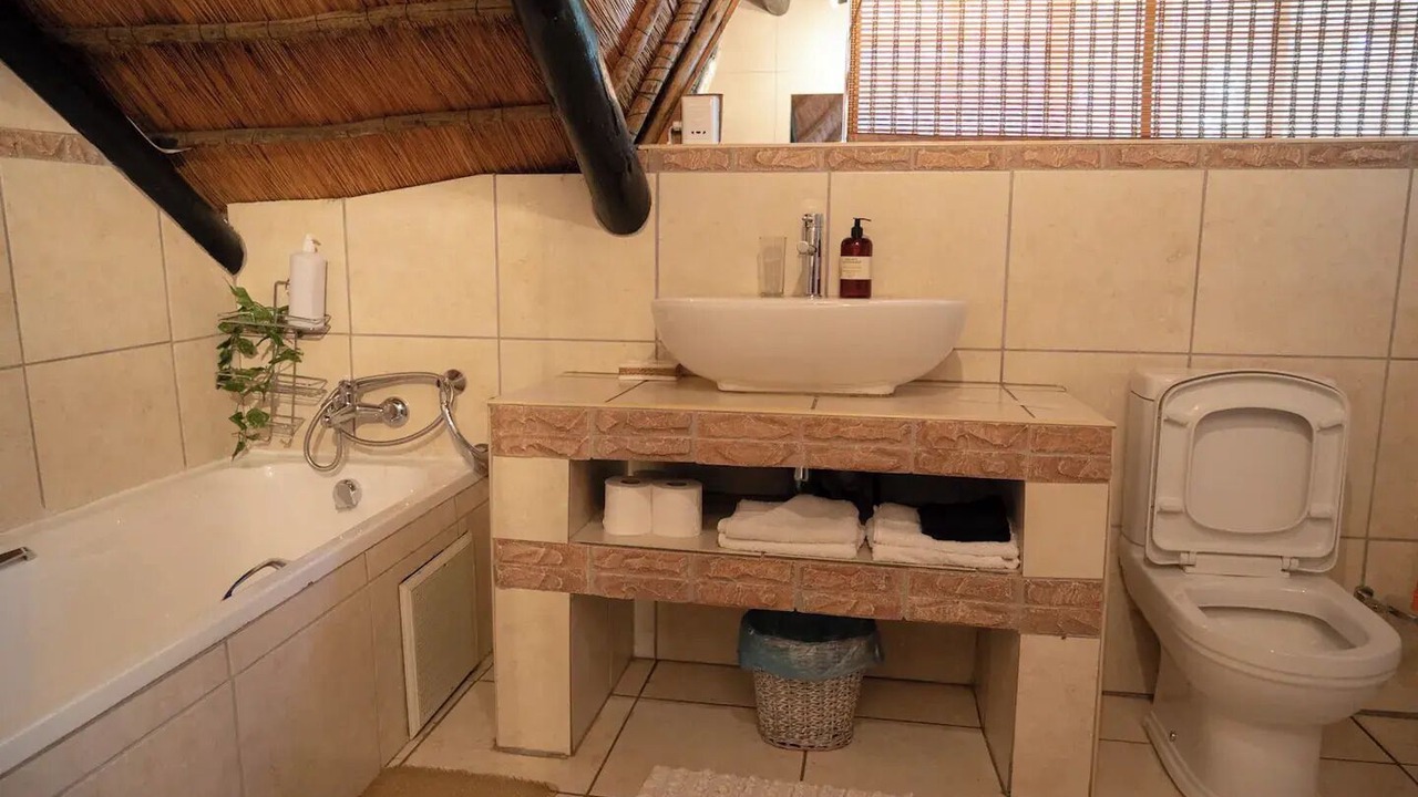 Photo of Bathroom in Douglasdale