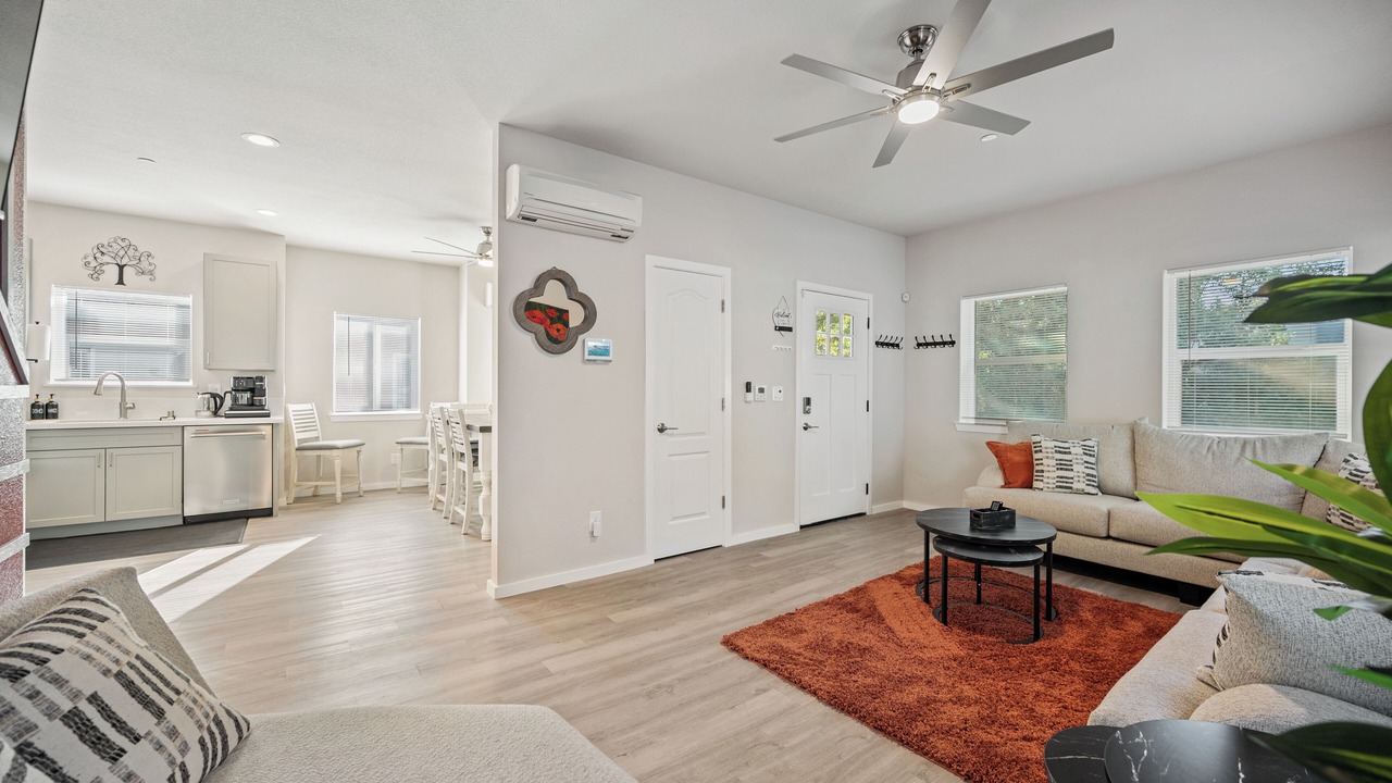 Photo of Livingroom in Boulevard Park