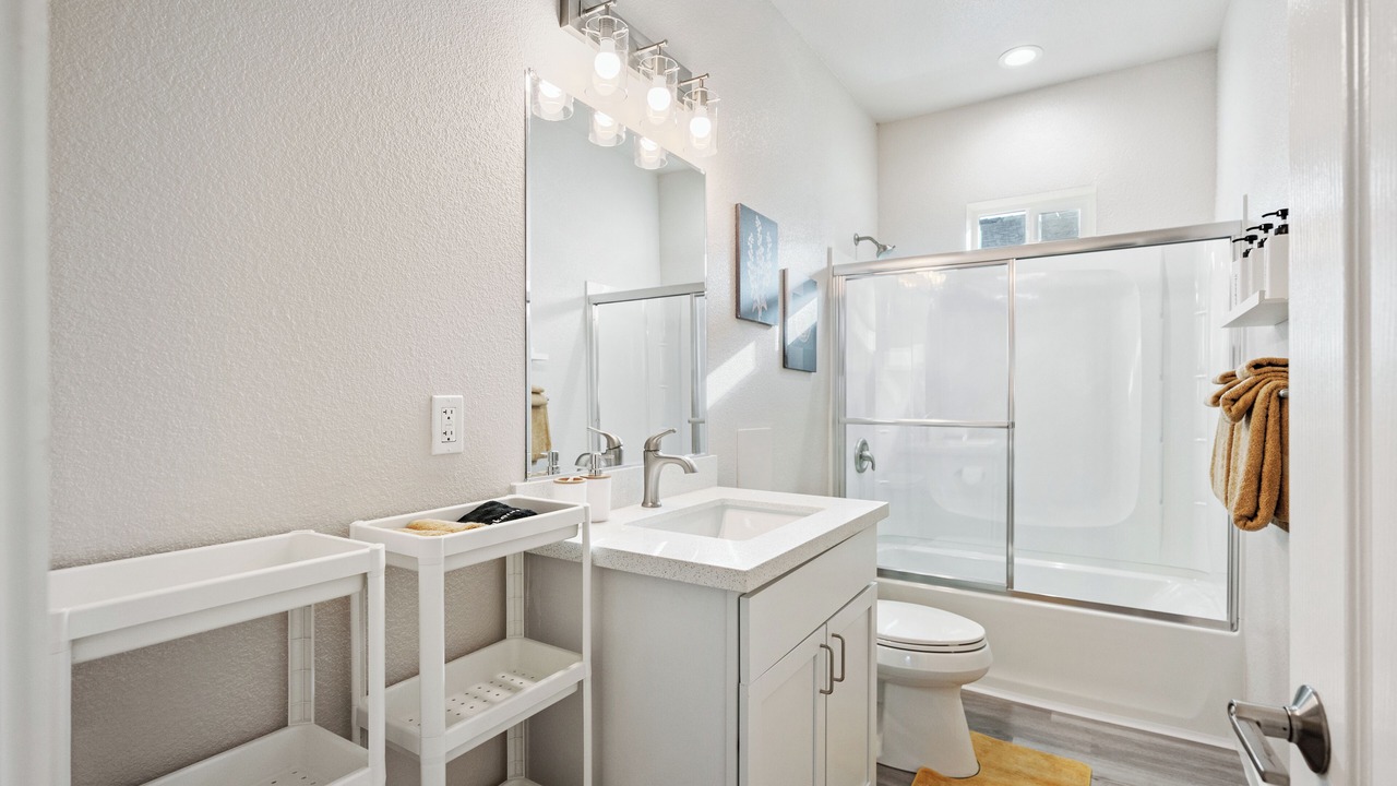 Photo of Bathroom in Boulevard Park