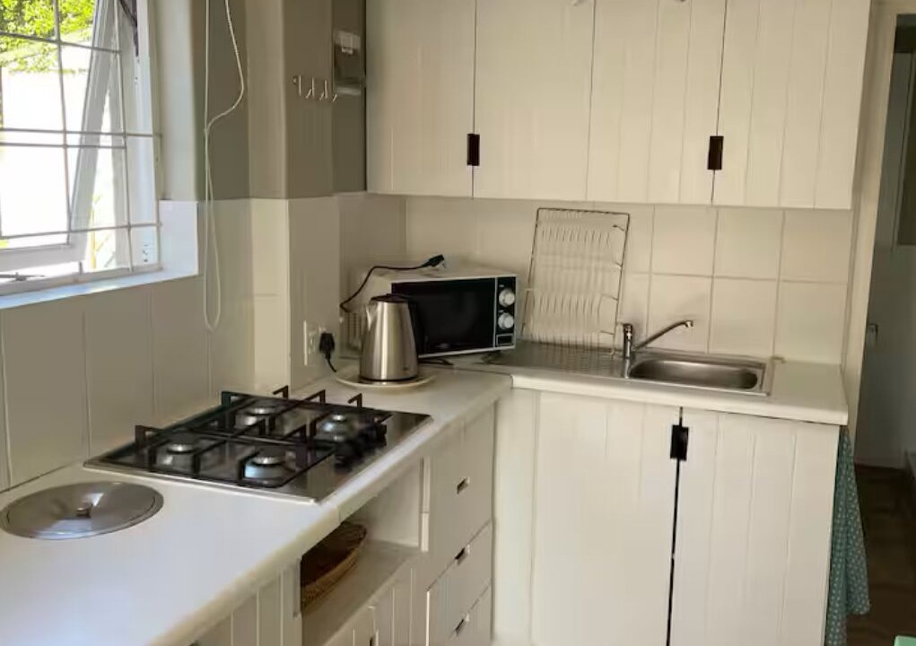 Photo of Kitchen in Redhill