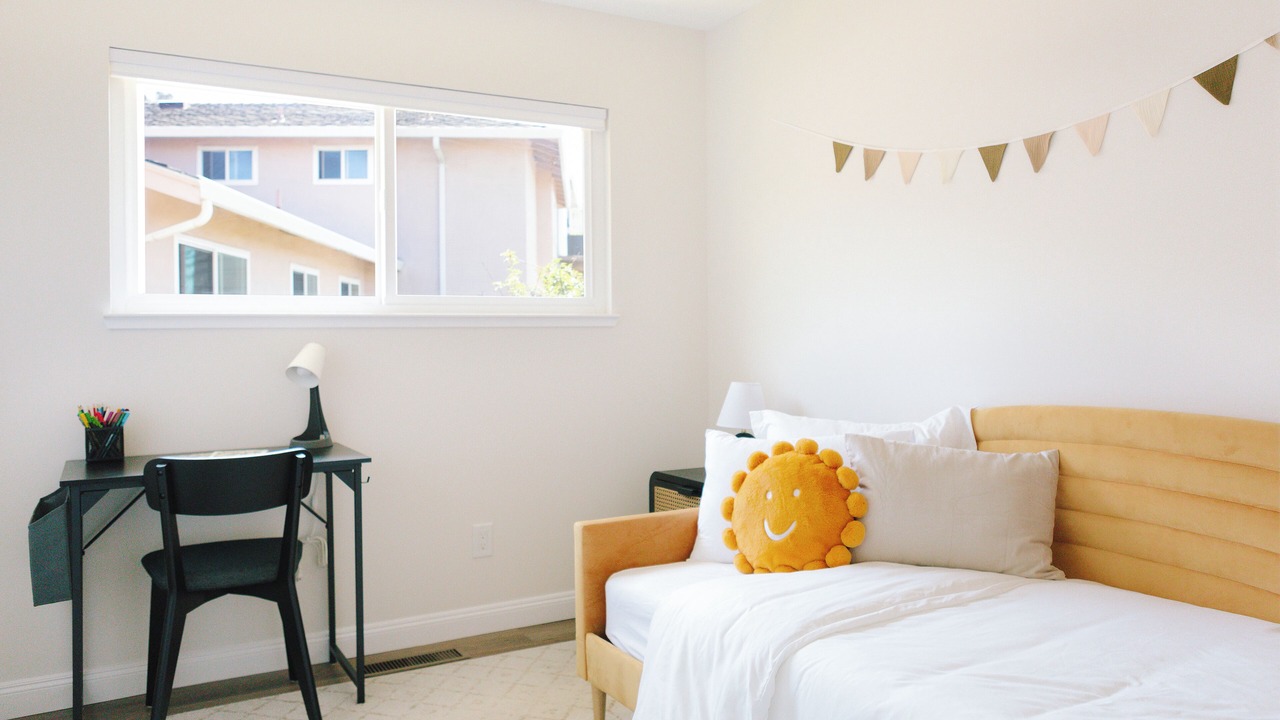 Photo of Bedroom in San Leandro