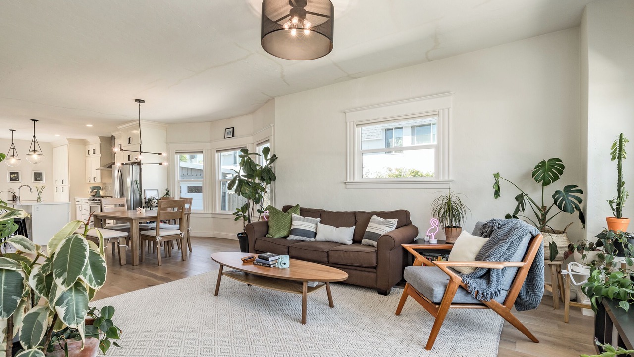Photo of Livingroom in Seabright