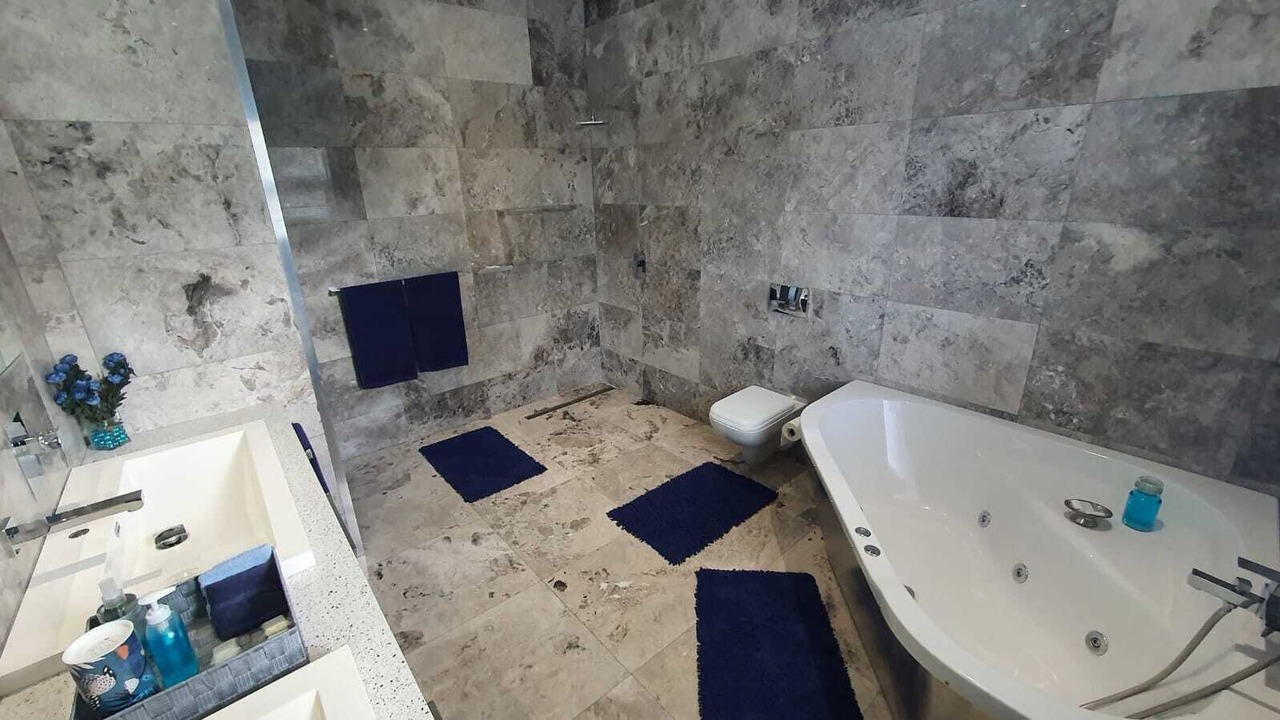Photo of Bathroom in Green Point