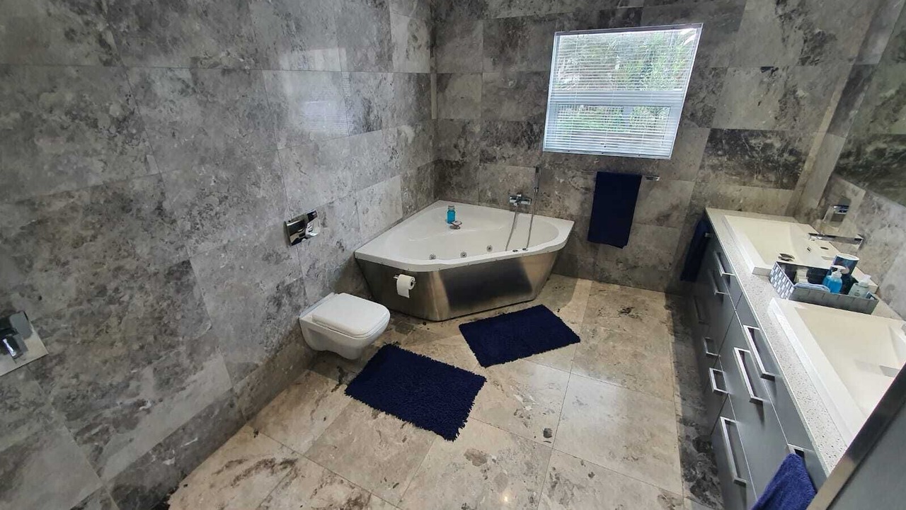 Photo of Bathroom in Green Point