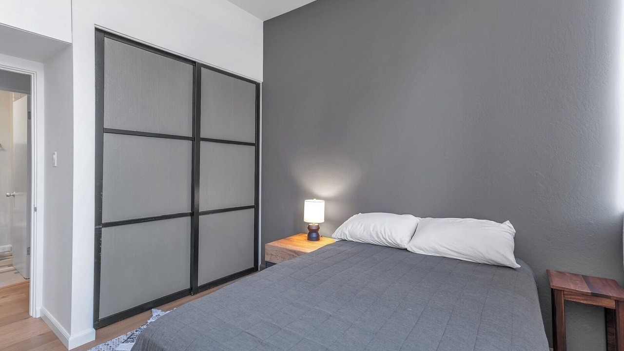 Photo of Bedroom in Cathedral Hill